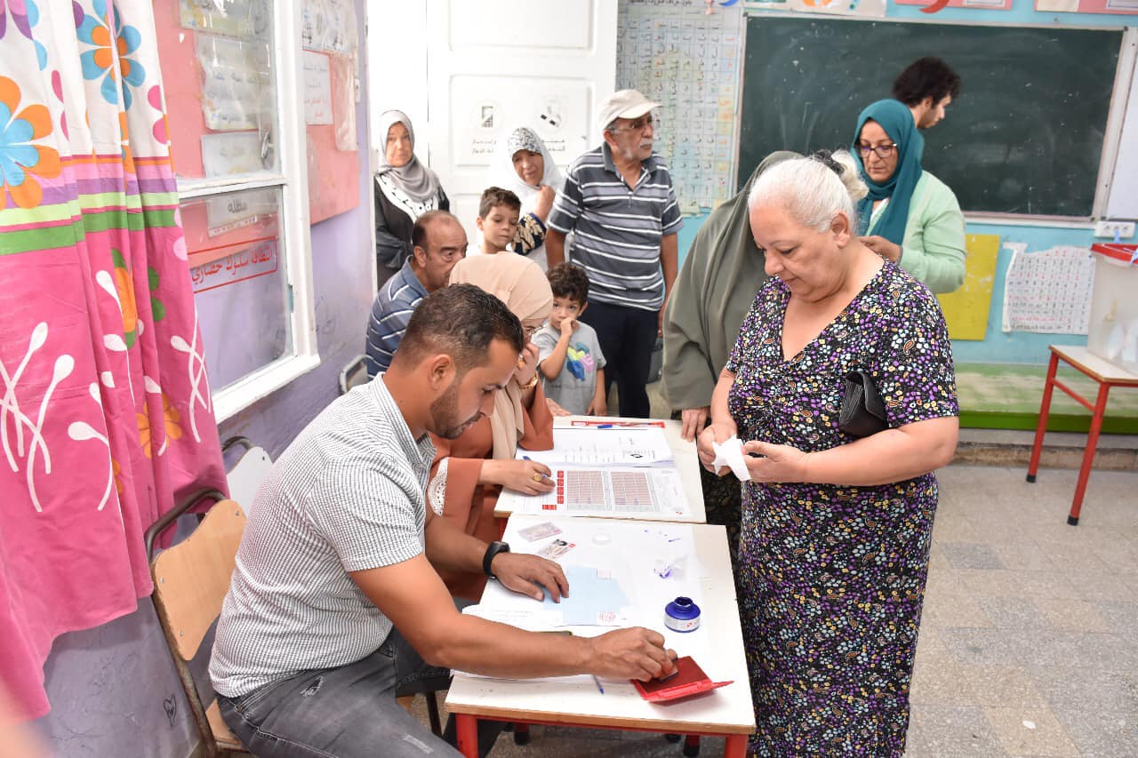في رصد منظمات المجتمع المدني..   صفر حالات عنف بمحيط مراكز الاقتراع...وتسجيل إخلالات